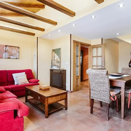 CASA PAULA - Adosado con jardín, chimenea y piscina *