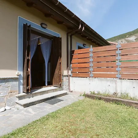 CASA PAULA - Adosado con jardín, chimenea y piscina *